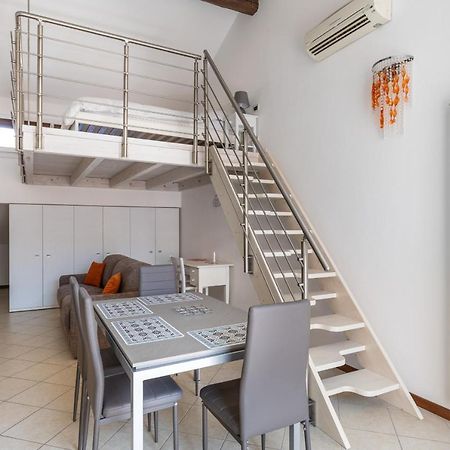 Cozy Mezzanine Apartment By Wonderful Italy Bologna Esterno foto