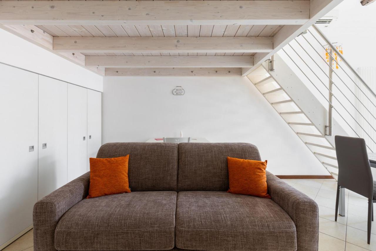 Cozy Mezzanine Apartment By Wonderful Italy Bologna Esterno foto